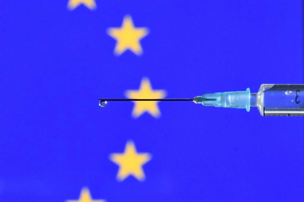 The coronavirus vaccine should become available to all 27 EU member states at the same time. (AFP file photo)