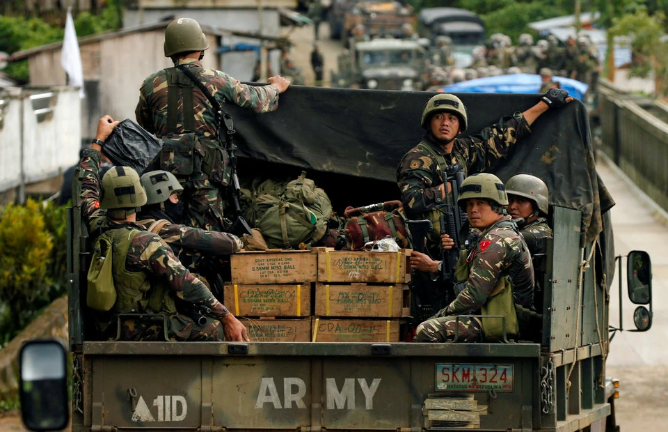 Philippine security officials have claimed that mainstream Muslims have been helping in the fight against Daesh-inspired extremist groups trying to set up a foothold in the country's north. (Reuters file photo)
