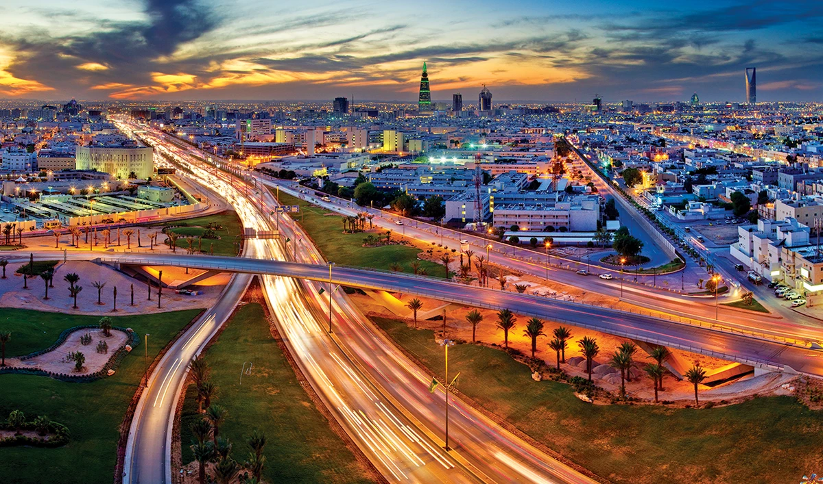 The report pointed out that the Kingdom has seen strong support for saudi-based logistics firms, which received 65 percent of all startup funding in 2020. (Shutterstock)