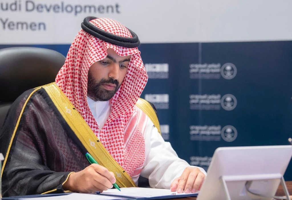 Saudi Minister of Culture Prince Badr bin Abdullah bin Farhan signs the agreement. (Supplied)