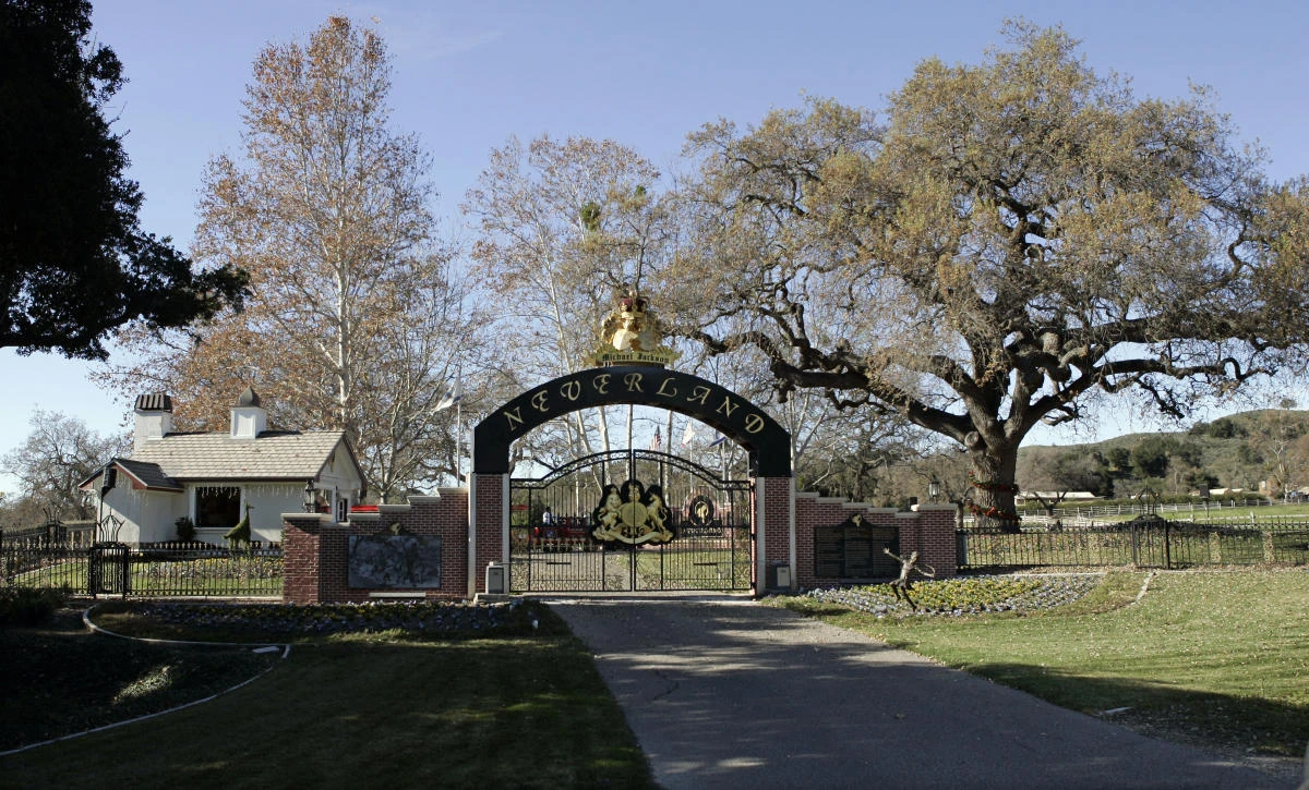 Michael Jackson’s Neverland Ranch sold to billionaire