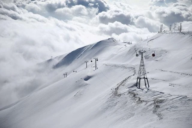 Two climbers killed, two injured in Iran during heavy snowfall