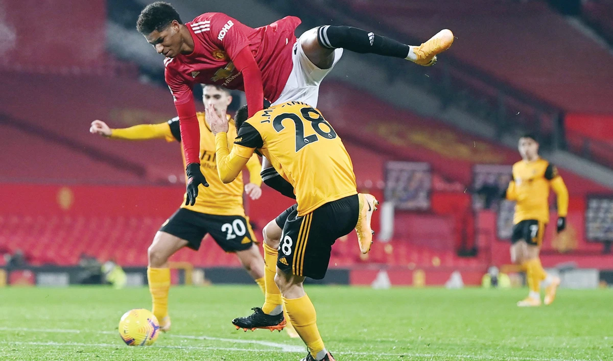 Solskjaer sees Man United of old in late win over Wolves