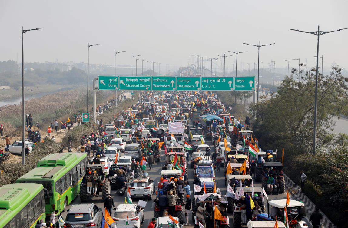 Farmers take part in a tractor rally to protest against farm laws on the occasion of India's Republic Day in Delhi, India, January 26, 2021. REUTERS/Danish Siddiqui
