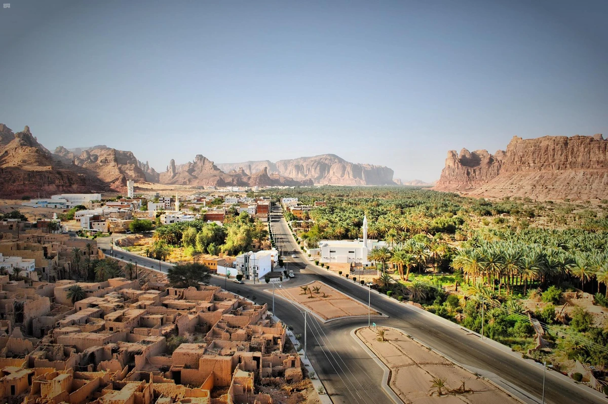 The ruins of the ancient city of Dadan is seen side by side with modern structures in AlUla. (SPA)