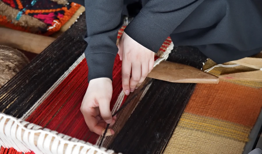 Al-Sadu is a craft that requires innovative skills and a lot of effort as the weaver works hard to transform the raw material into something new. (Shutterstock)