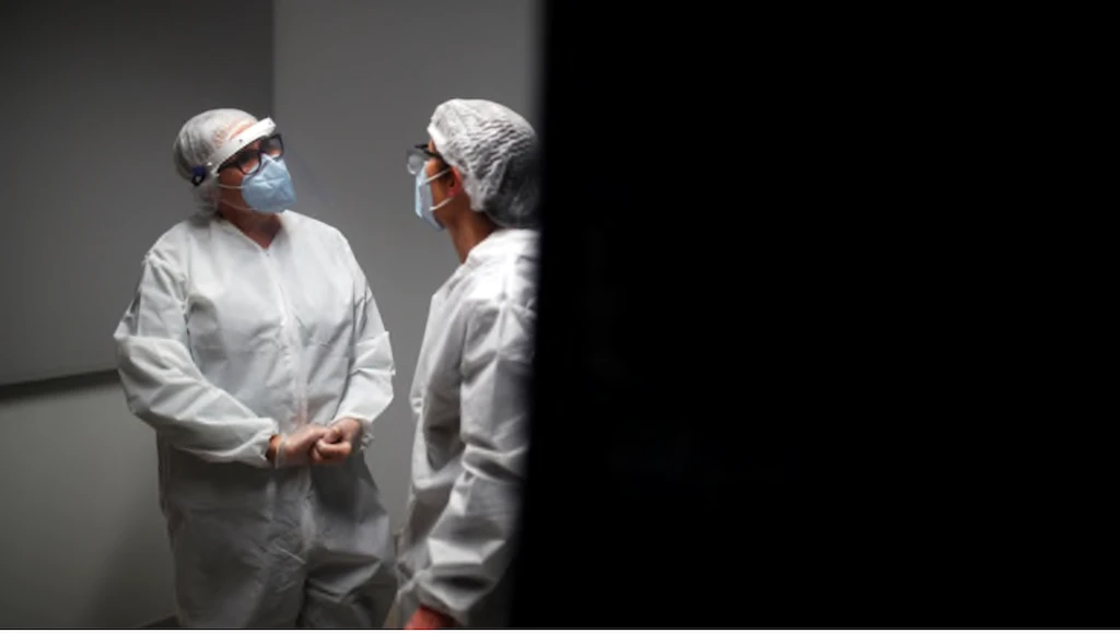 A negative COVID-19 polymerase test is required for people arriving from abroad at any of Oman's airports. (Reuters/File Photo)