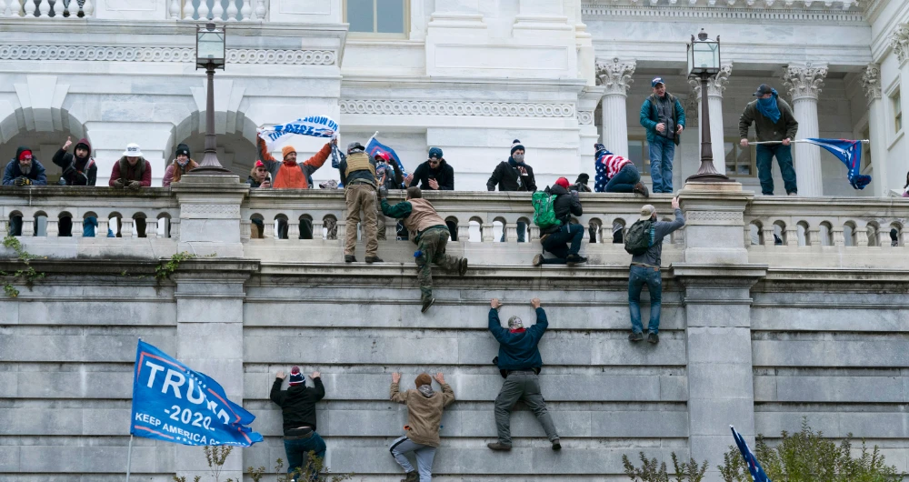 Twitter, Facebook muzzle Trump amid Capitol violence