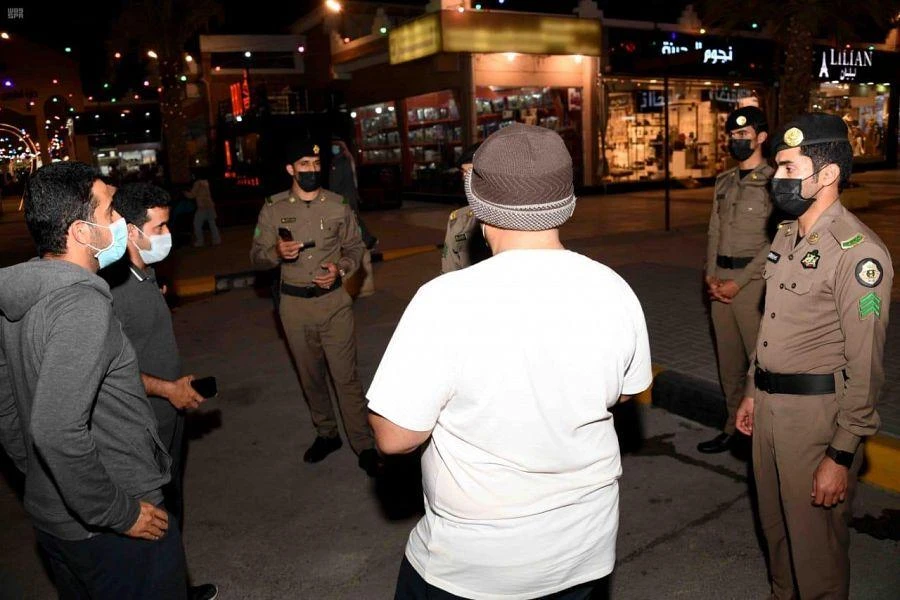 Saudi Arabia announced 5 deaths from COVID-19 and 117 new infections on Sunday. (File/AFP)