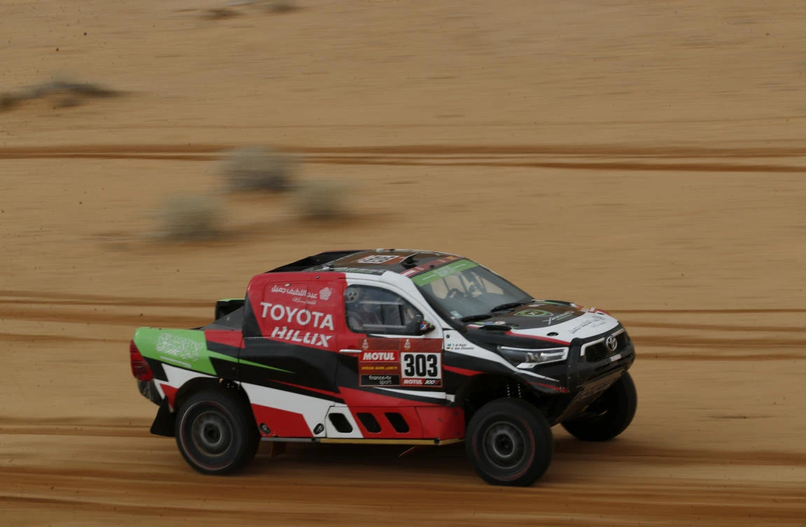 Saudi Al-Rajhi denies ‘Mr Dakar’ on marathon stage