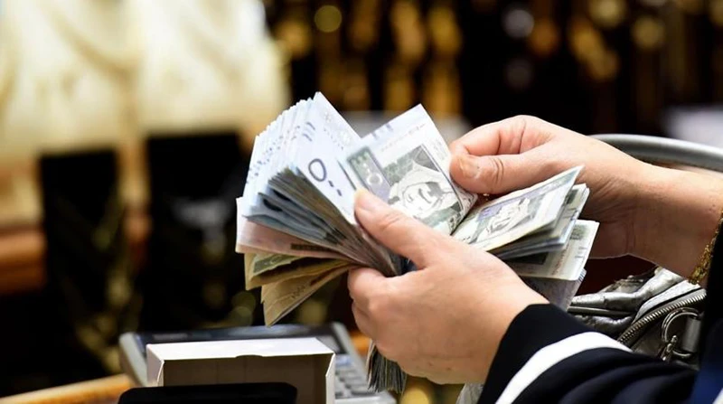 The Saudi Central Bank (SAMA) issued regulations of the debt crowdfunding activities. (AFP)