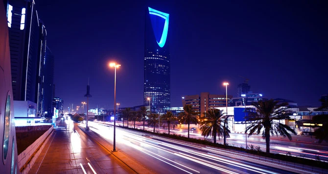 Trading ban lifted on founding shareholders of Amlak International