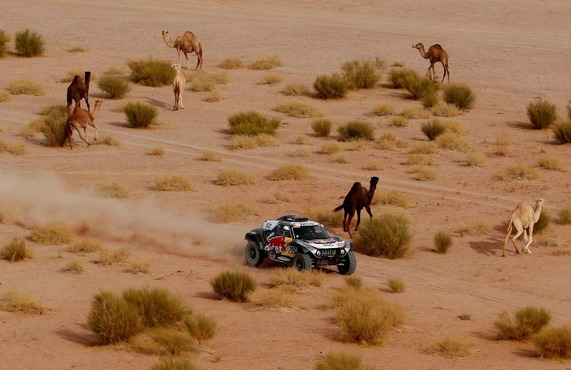 Dakar Rally bike leader 'Nacho' retires, Peterhansel set for car title