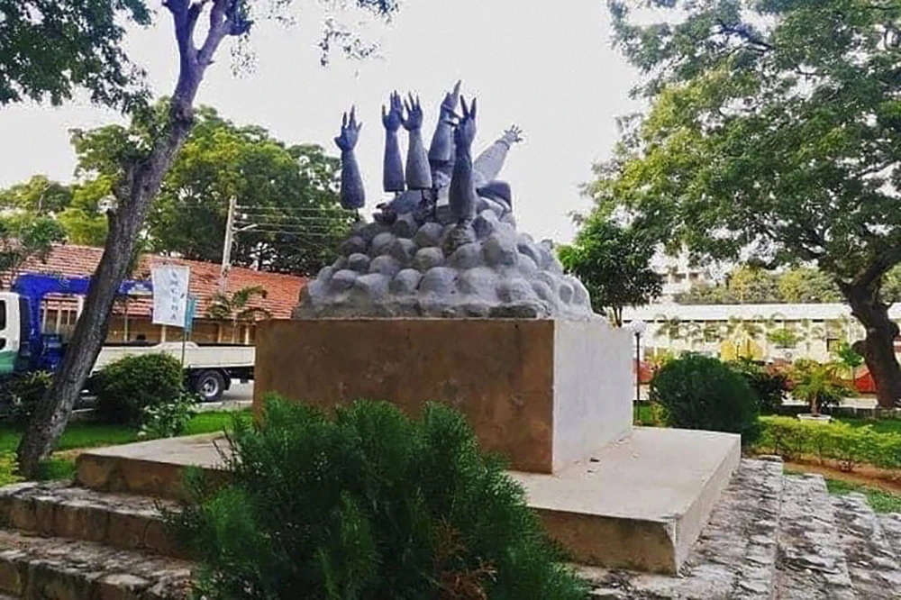 Indian outrage over Tamil war memorial demolition