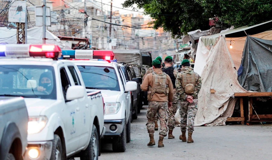 Patients die at home as Lebanese oxygen supplies run low