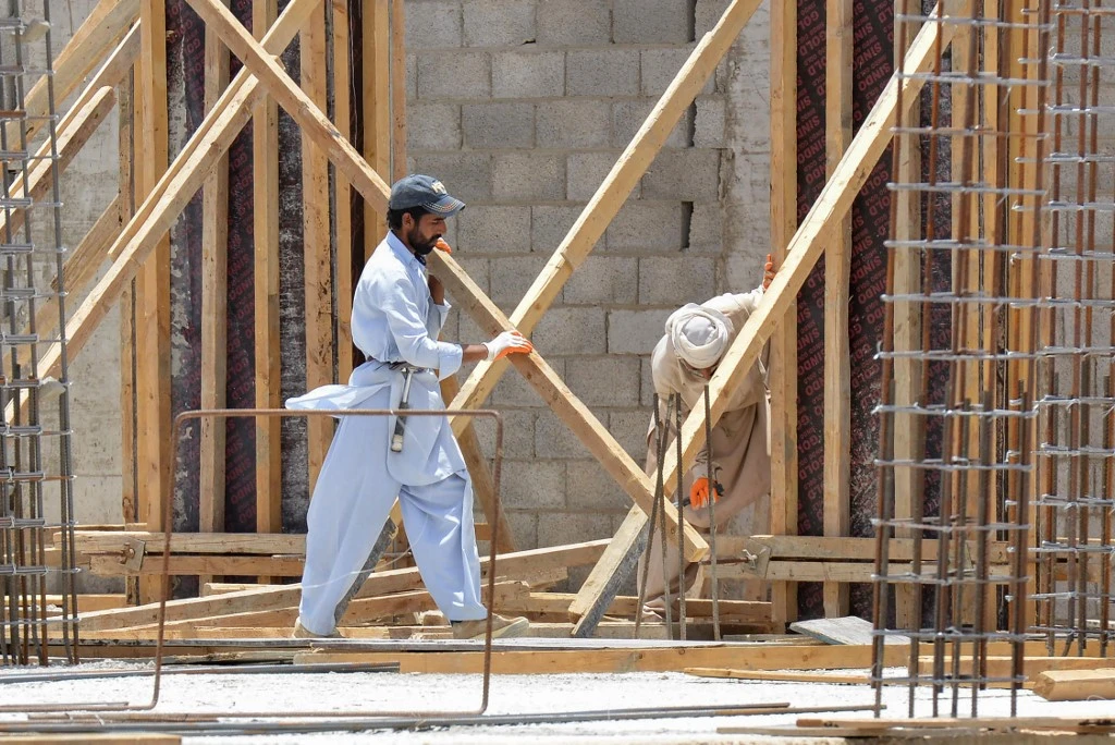 The Projects Support Fund at the Ministry of Finance has issued credit approvals for more than 30 projects with a financing cost of $800 million. (AFP file photo)