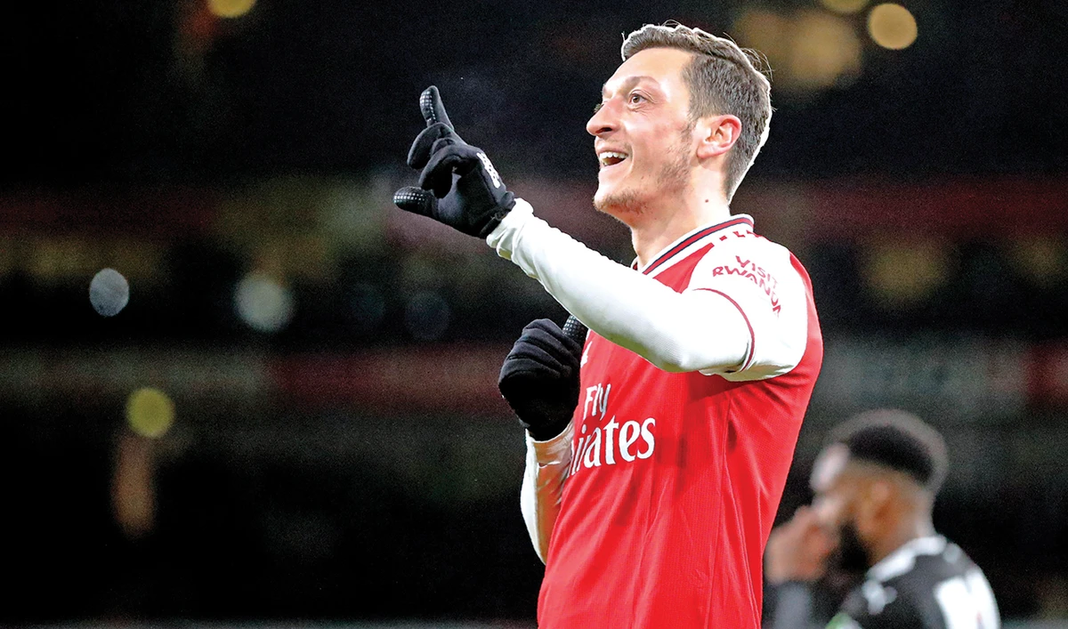 Wenger lauds ‘genius’ of Fenerbahce-bound Ozil