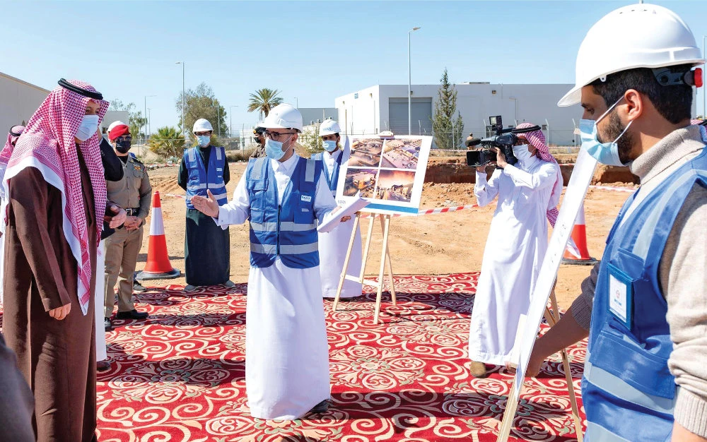 Gov. Prince Hussam bin Saud bin Abdul Aziz inspecting the King Saud Airport project in Al-Aqiq governorate on Wednesday. (SPA)