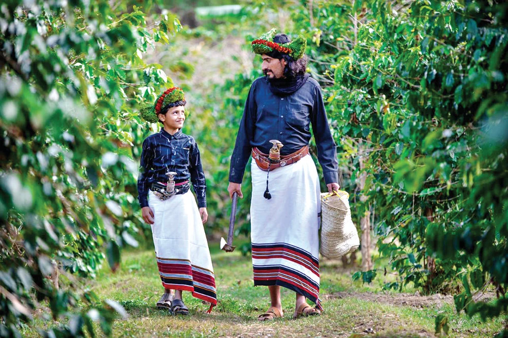 Wizrah and chemise: Traditional  dress of Al-Dayer coffee bean farmers