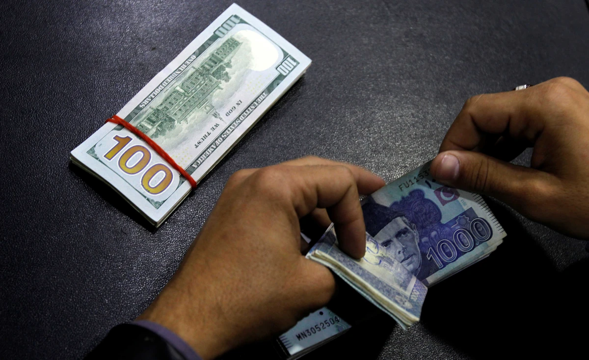 Pakistan to Abolish Taxes on Planned Eurobond, Sukuk Profits