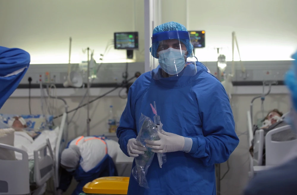 Top Lebanese hospitals fight exhausting battle against virus