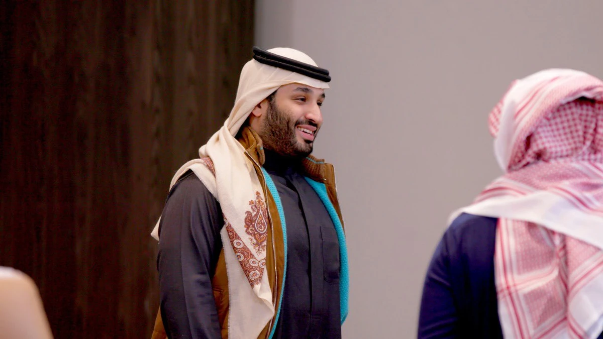 Saudi crown prince sparks Twitter fashion frenzy over luxury jacket