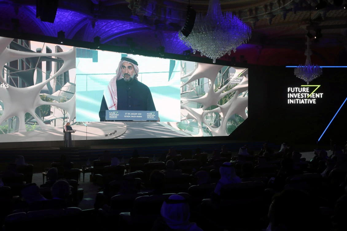Investment experts sound note of caution at FII summit opening