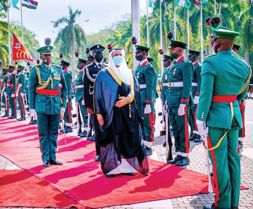 Saudi envoy presents credentials to Nigerian president