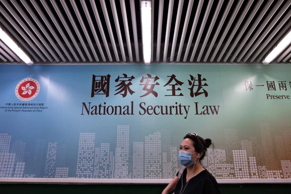 Thousands flee Hong Kong for UK, fearing China crackdown