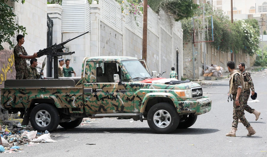 Yemen gas station explosion kills 2, injures 90 in Bayda