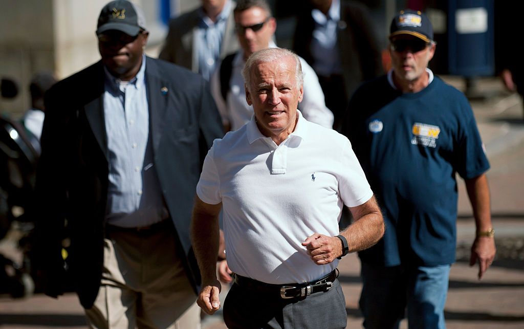 Joe Biden jogs through the streets of Pittsburgh, Pennsylvania, Sept. 3, 2018. (Getty Images)