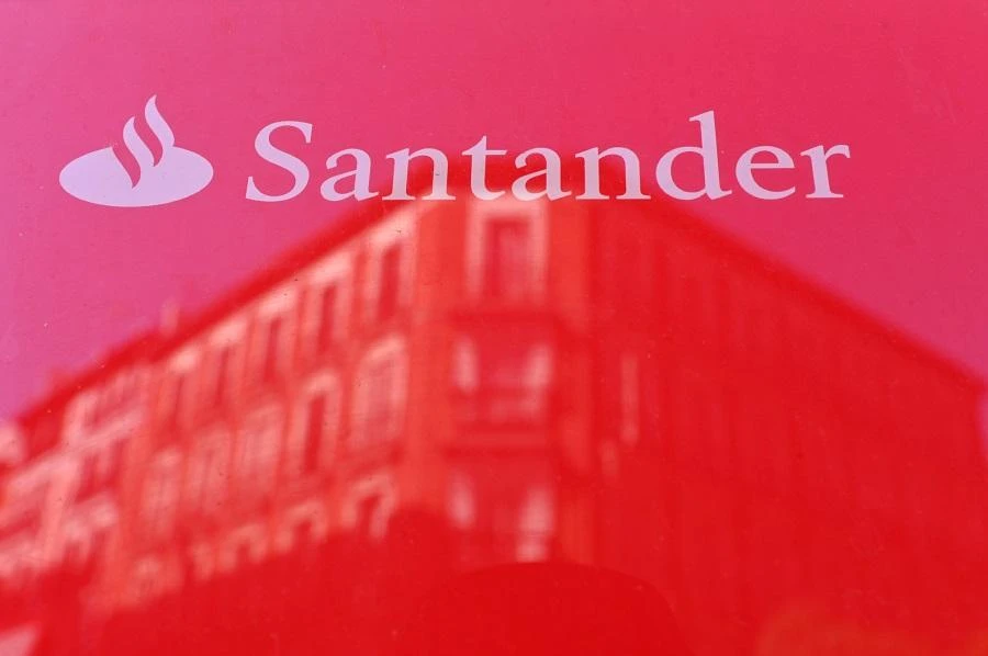 Analysts polled by Reuters expected Santander to book on average a net profit of 411 million euros. (File/AFP)