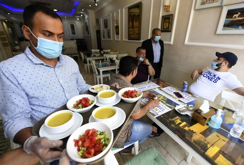 Daily number of new COVID-10 cases in UAE approaches 4,000
