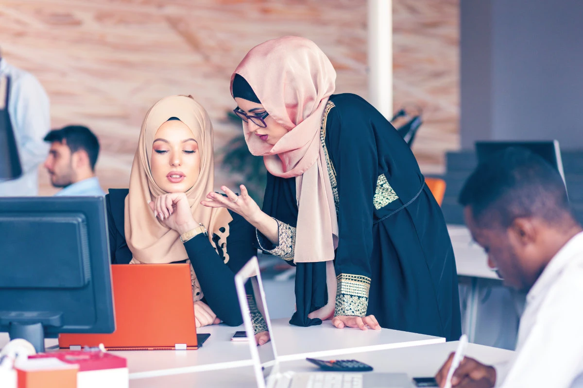 Official figures showed that in the third quarter of 2020 the total amount of credit awarded to SMEs was SR176.2 billion ($46.99 billion), up from SR115 billion in Q3 2019 and SR106.7 billion in Q3 2018. )Shutterstock)