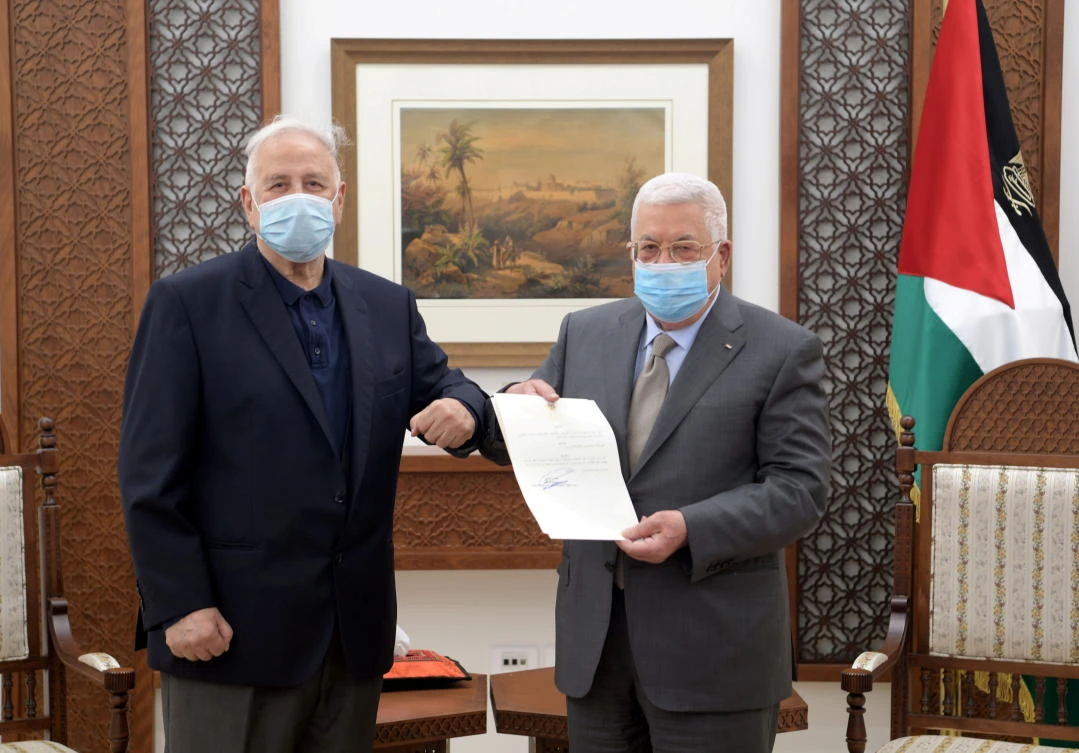 Palestinian factions begin dialogue in Cairo