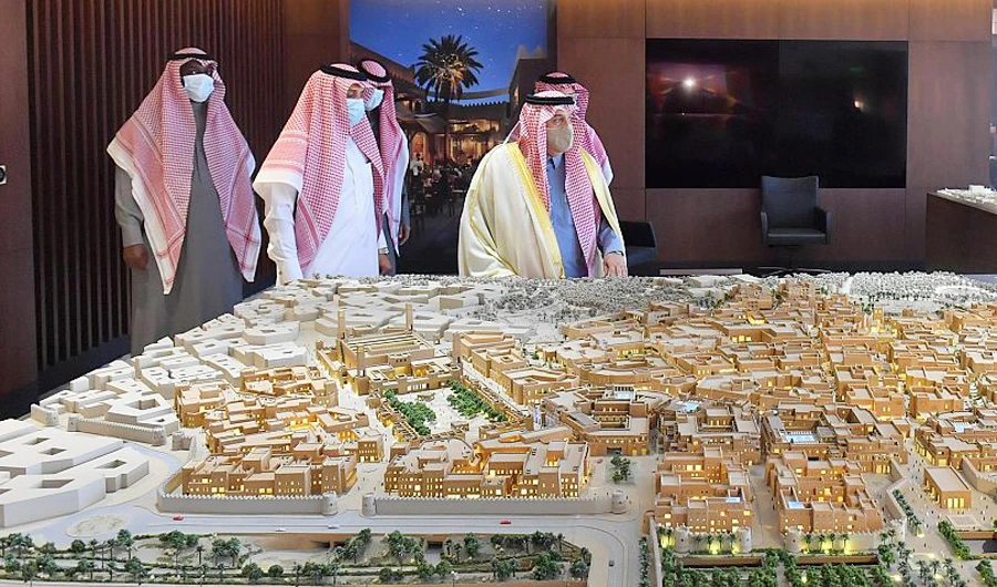 Riyadh governor reviews Diriyah development projects. (SPA)