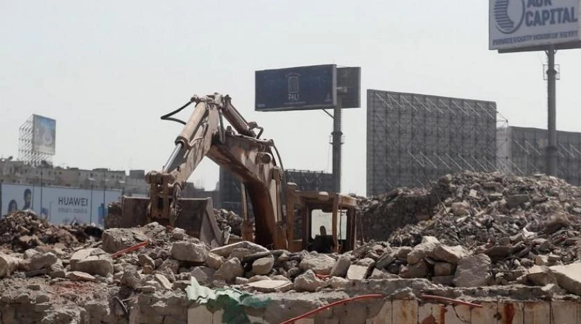 Egypt officials: Cairo building partially collapses, 4 dead