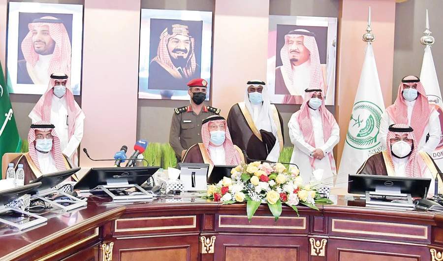Saudi governor signs deal to develop Jizan port