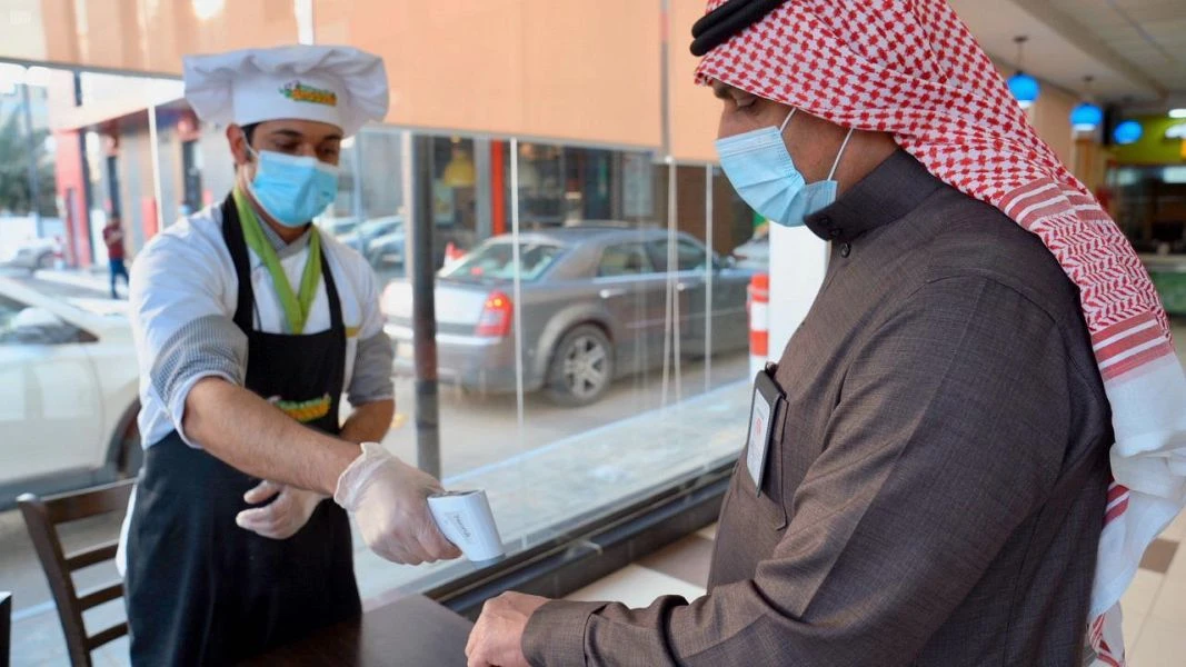 The coronavirus pandemic has affected over 109 million people globally and the death toll has reached around 2.41 million. (File/SPA)