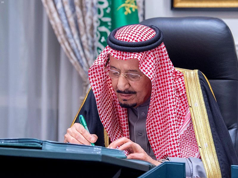 Saudi cabinet approves establishing bank of SMEs