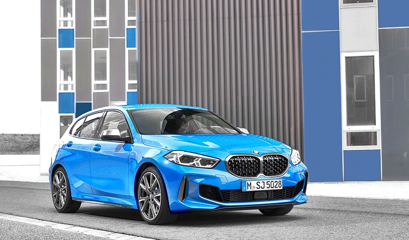 The new BMW 1 Series boasts cutting-edge chassis systems and innovative technologies.