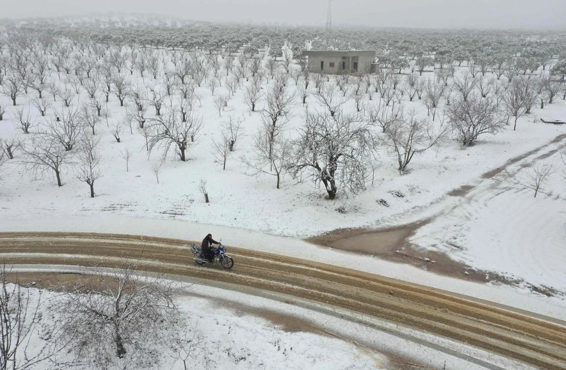 Heavy snowfall, gales as winter storm hits Middle East