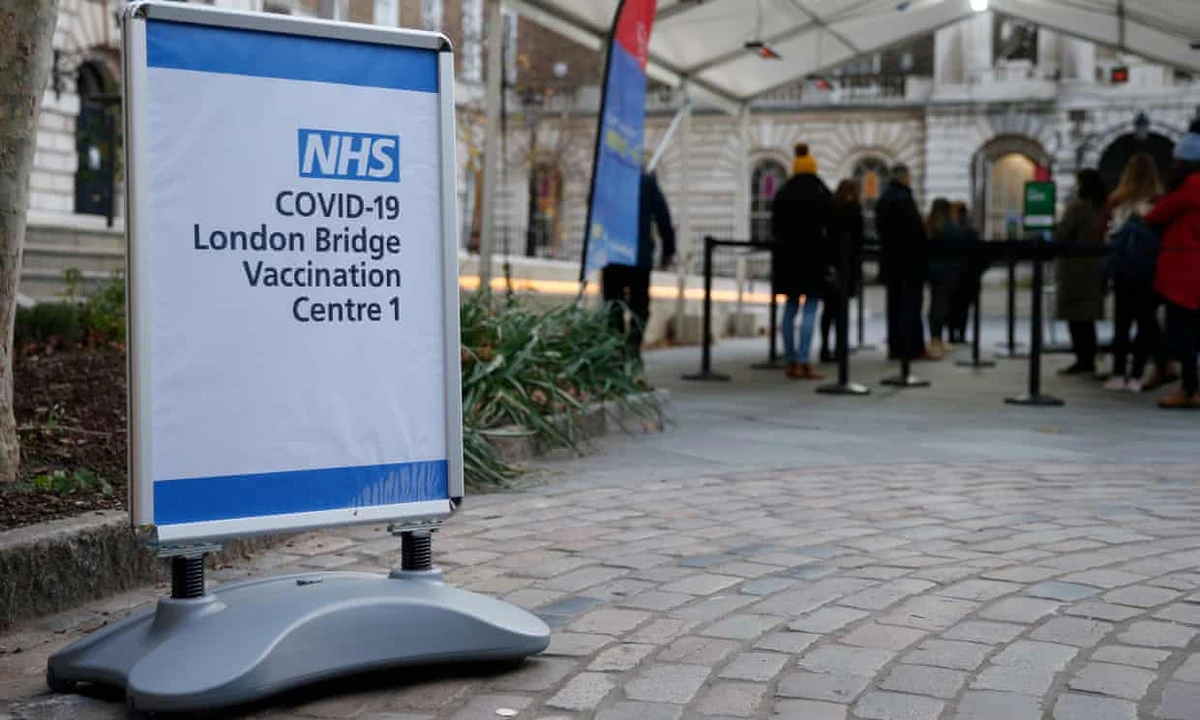 A London vaccination centre in operation, December 30, 2020. (Getty Images)