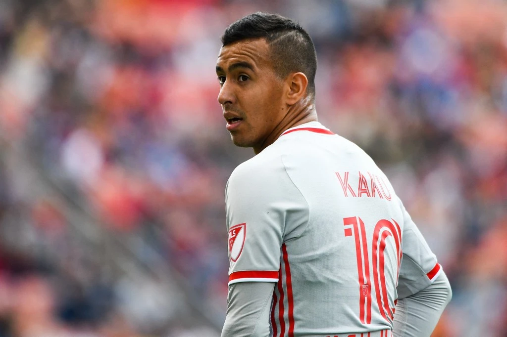 Kaku makes a losing Al-Taawoun debut as standoff with MLS continues