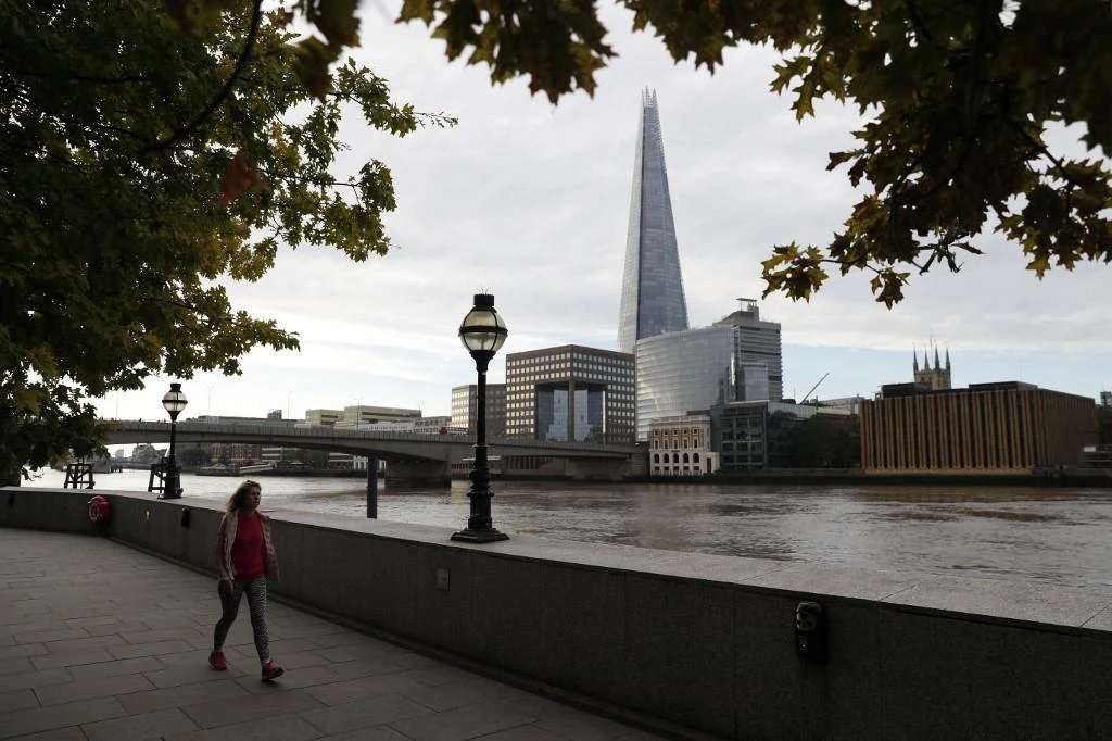 Arab investors have invested £1.2 billion ($1.68 billion) in London’s office real estate market since 2018, with Saudi Arabia accounting for £103 million, according to industry data. (File/AFP)