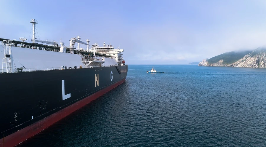 Qatar targets first place in LNG production for next 2 decades