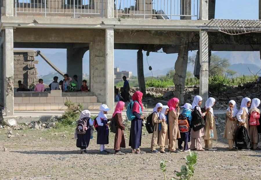 The aid will help to fund international programs that meet Yemenis’ medical, nutritional, and food security needs. (File/AFP)