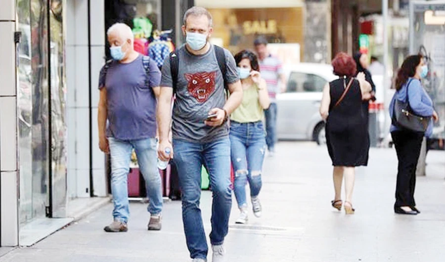 Lebanon reopens malls amid slow vaccination campaign