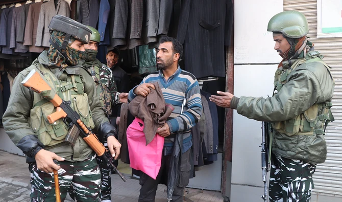 In disputed Kashmir a new type of crackdown: On the pheran cloak