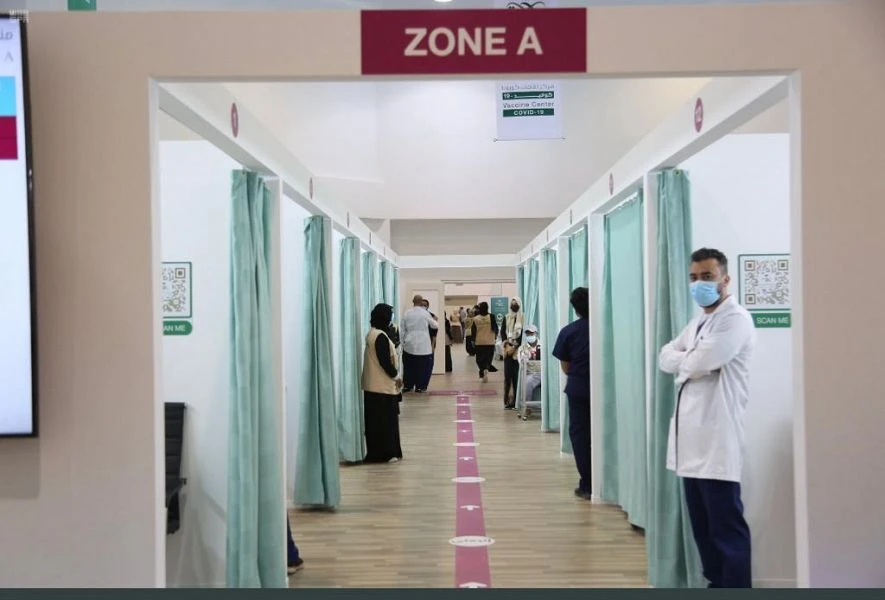 Saudi COVID vaccine campaign expanding as cases continue to rise